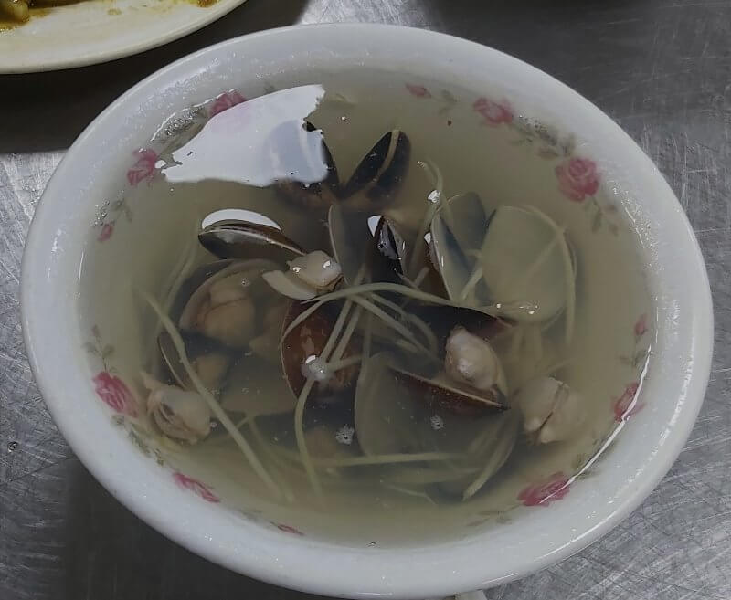 廣東汕頭牛肉店的蛤蜊湯