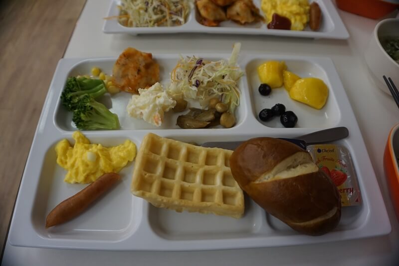 博多舒適飯店Comfort Hotel Hakata的早餐