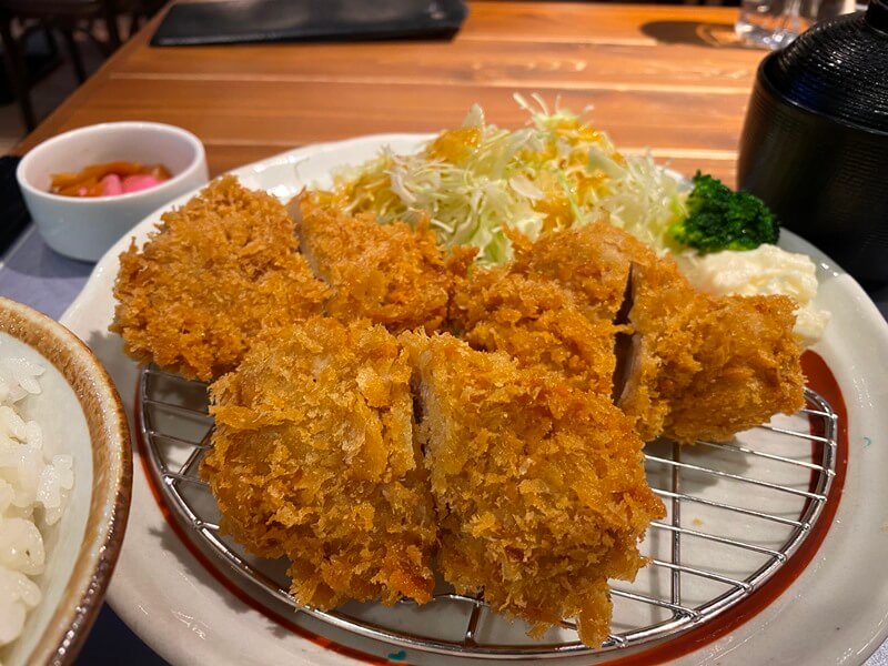 田村銀勝亭小田原車站地下店的里肌肉豬排