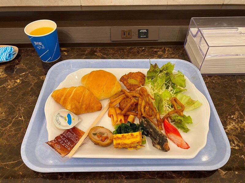 東橫INN 小田原站東口的早餐