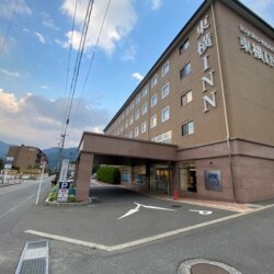 東橫INN 富士河口湖大橋飯店外觀